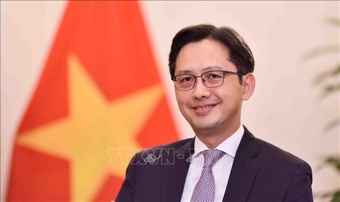 Đỗ Hùng Việt